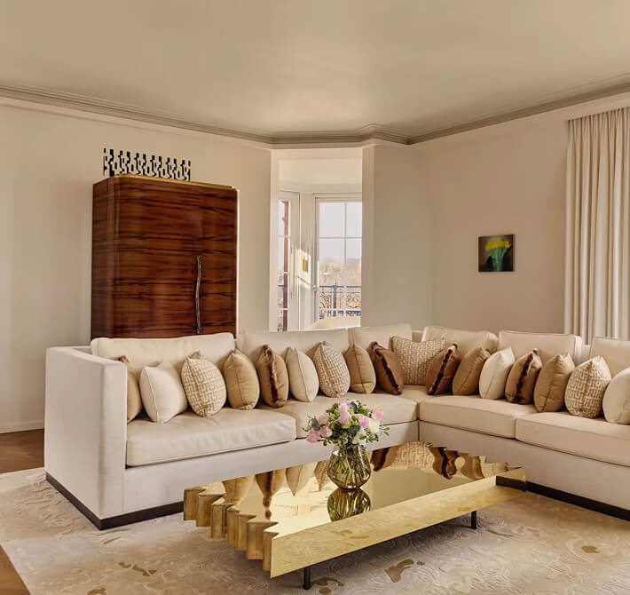 The Octagon suite interior